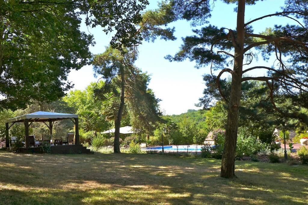 Chateau La Carriere Saint-Cyprien  Luaran gambar